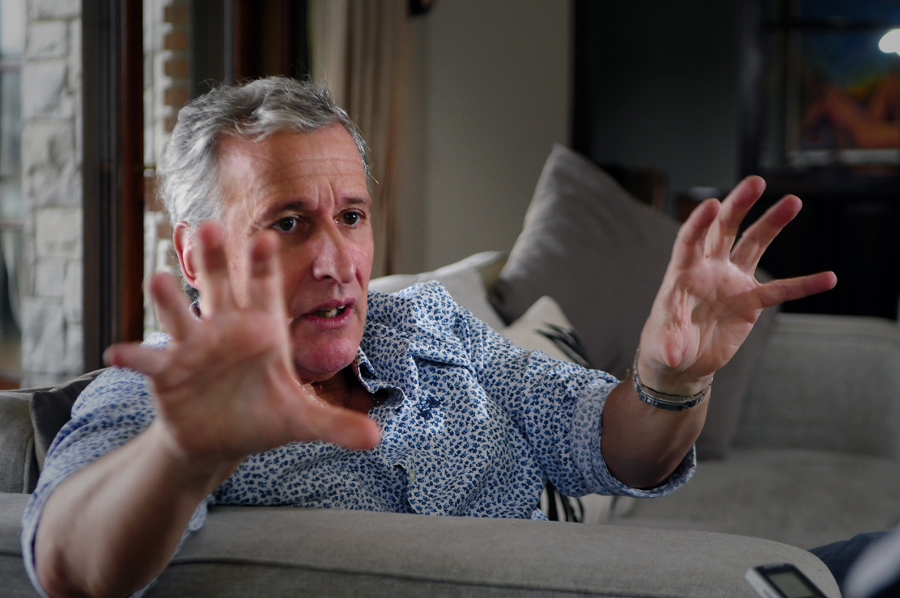 El eterno femenino de una imaginativa pintora