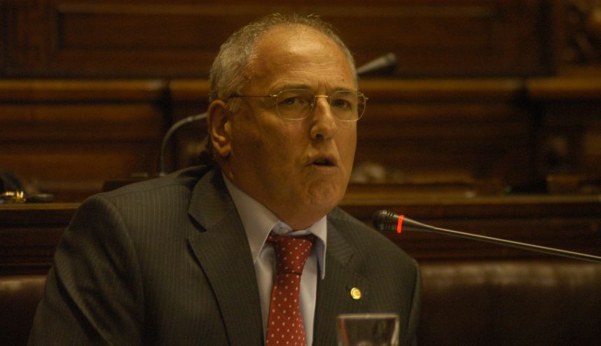 El eterno femenino de una imaginativa pintora