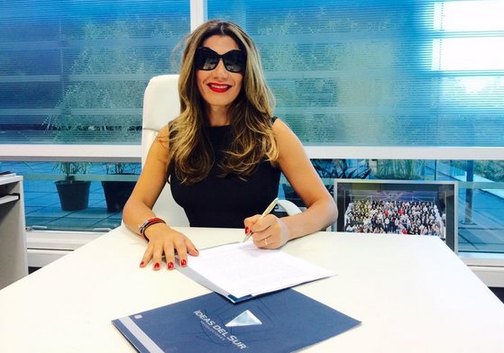 El eterno femenino de una imaginativa pintora