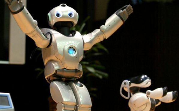 El eterno femenino de una imaginativa pintora