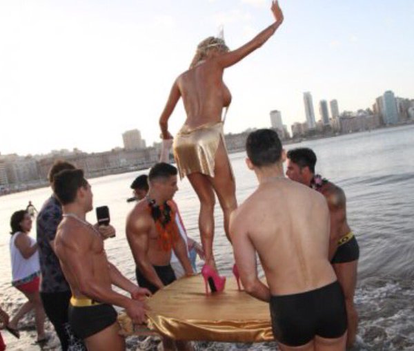 Vicky Xipolitakis en Mar del Plata. Foto: Twitter