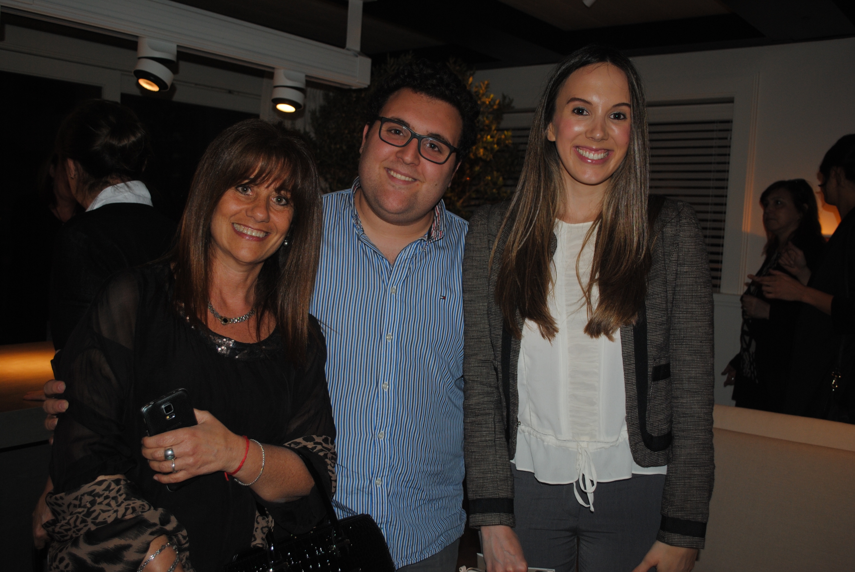 Alejandra Paíz, Juan Antonio y Natalia Castro.