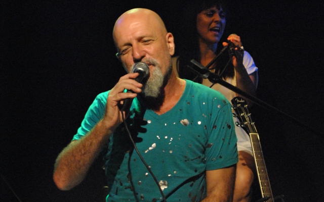 El eterno femenino de una imaginativa pintora