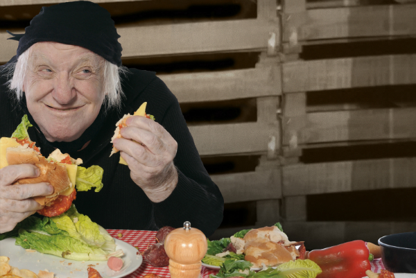 Pepe Soriano como La Nona.