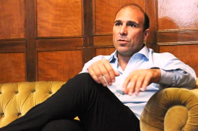 El eterno femenino de una imaginativa pintora