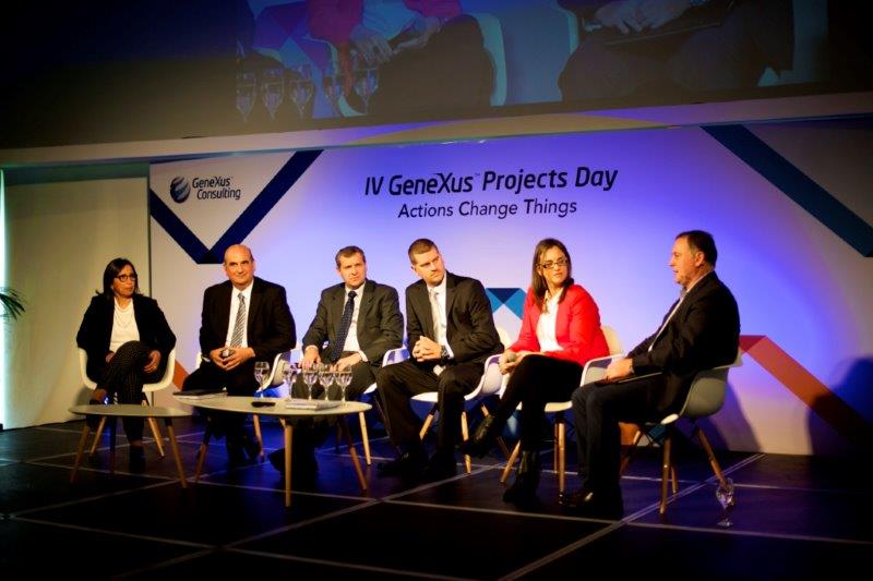 El panel, Impulsando el cambio