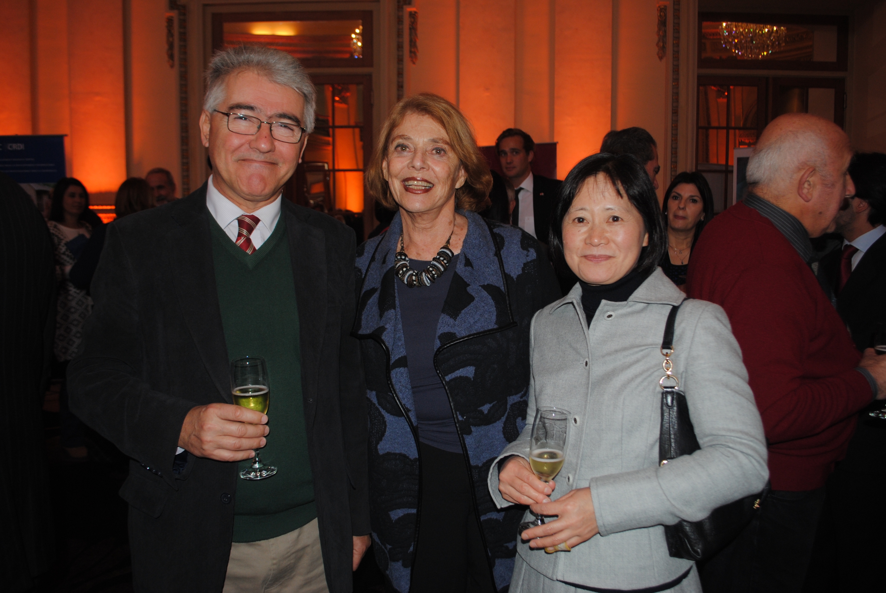 Álvaro Méndez, Vera Heller, Yasuyo Kajimoto.