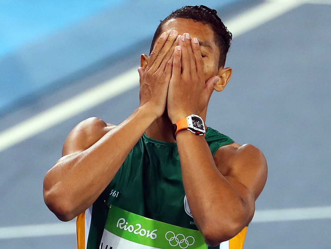 El eterno femenino de una imaginativa pintora