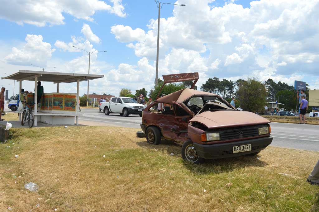 El eterno femenino de una imaginativa pintora