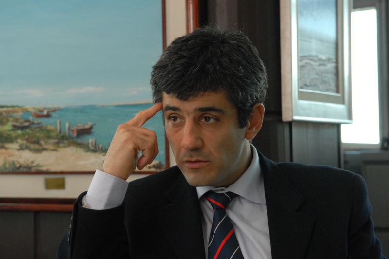 El eterno femenino de una imaginativa pintora