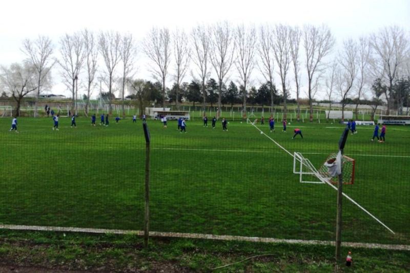 El eterno femenino de una imaginativa pintora