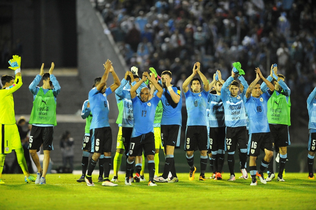 El eterno femenino de una imaginativa pintora