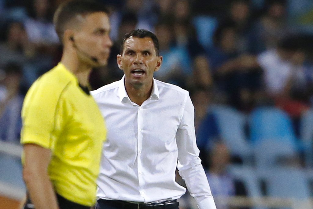 Gustavo Poyet, entrenador del Betis. Foto: EFE