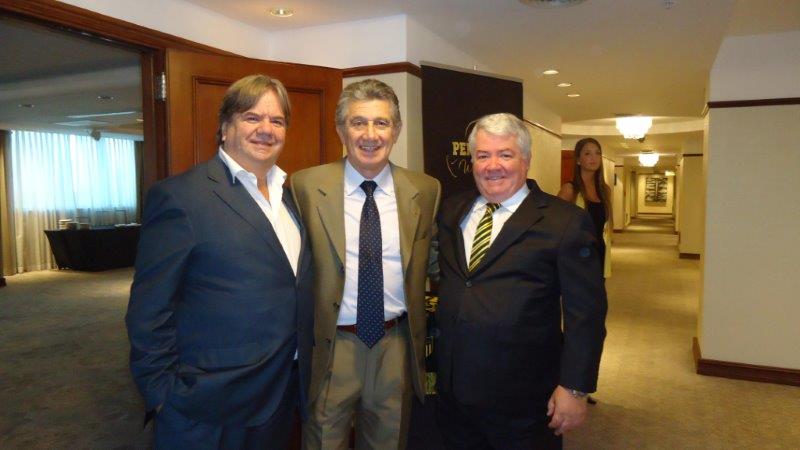 El eterno femenino de una imaginativa pintora