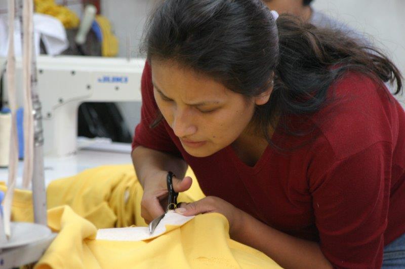 El eterno femenino de una imaginativa pintora