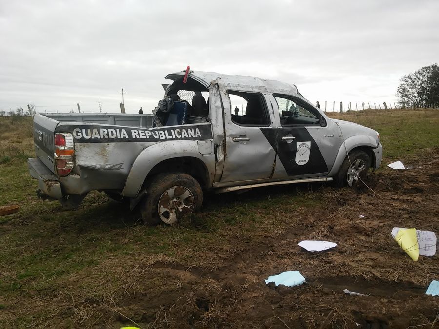 El eterno femenino de una imaginativa pintora