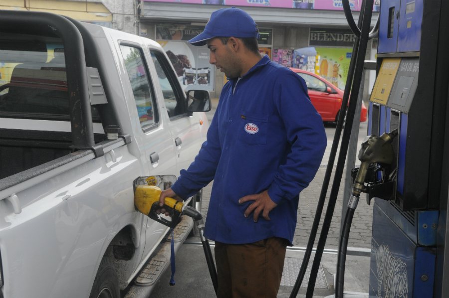 El eterno femenino de una imaginativa pintora