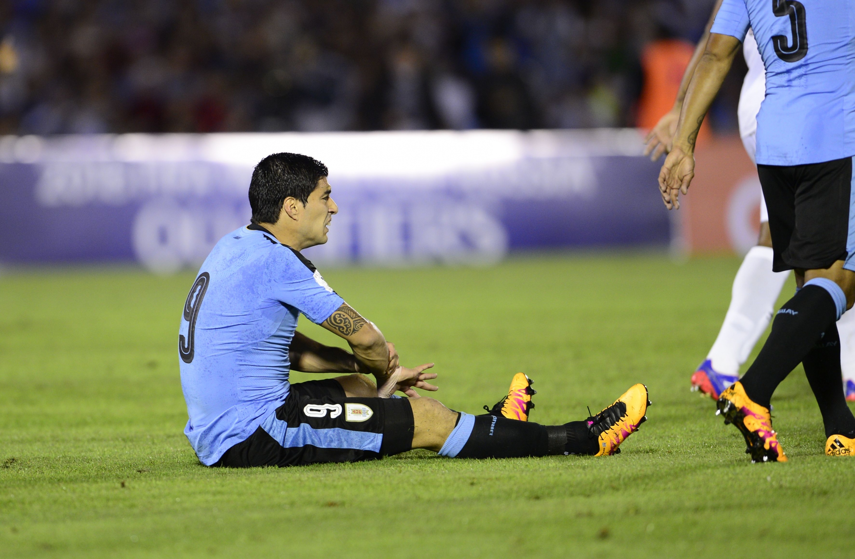 Así vivió Suárez su regreso al Centenario. Foto: Gerardo Pérez