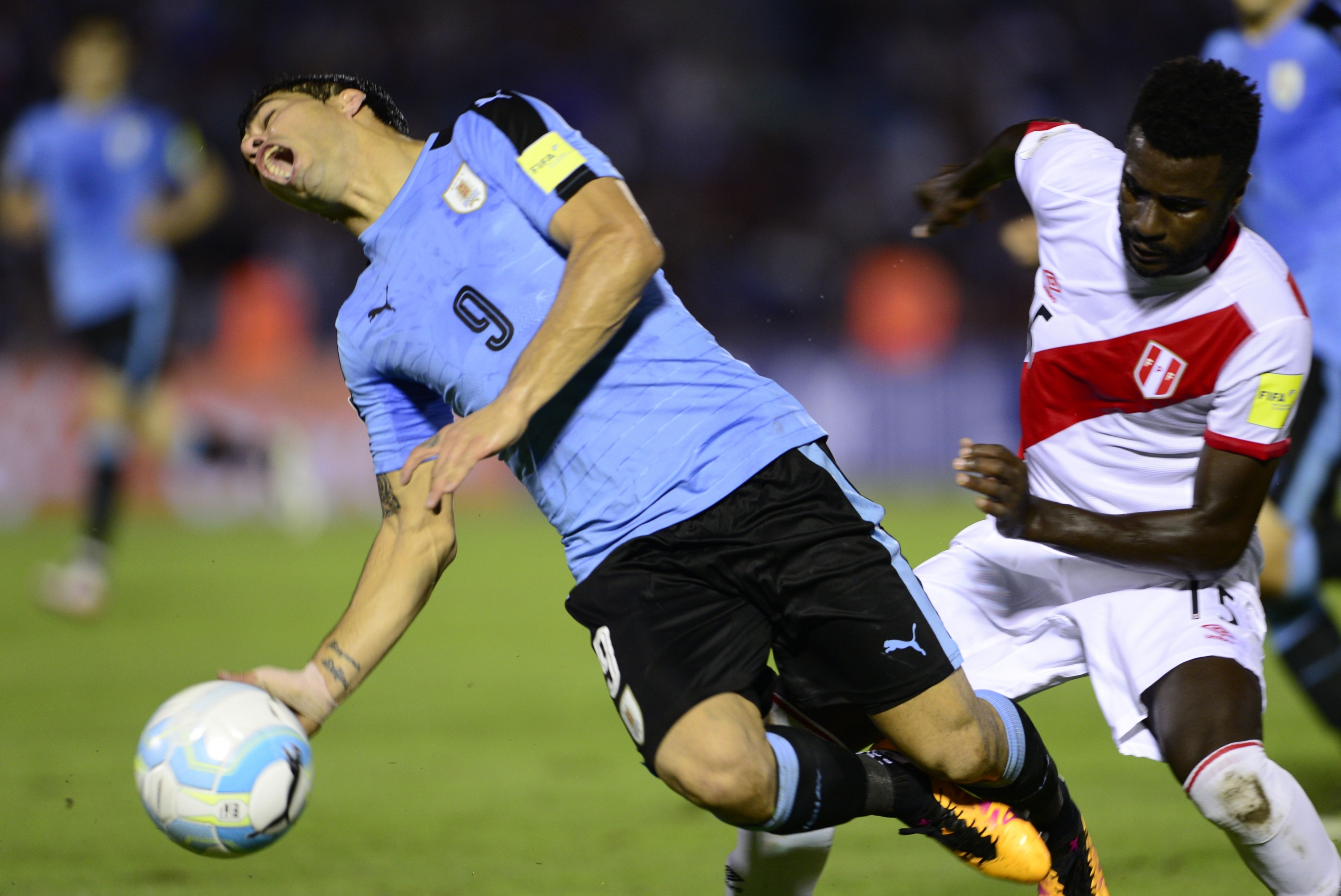 Así vivió Suárez su regreso al Centenario. Foto: Gerardo Pérez