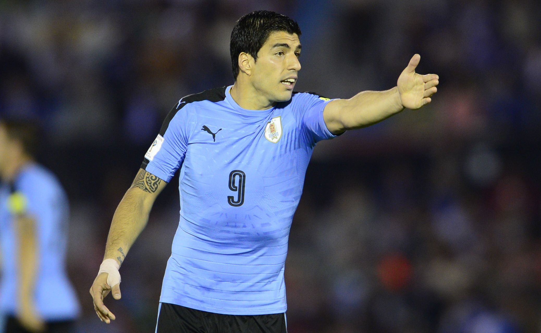 Así vivió Suárez su regreso al Centenario. Foto: Gerardo Pérez