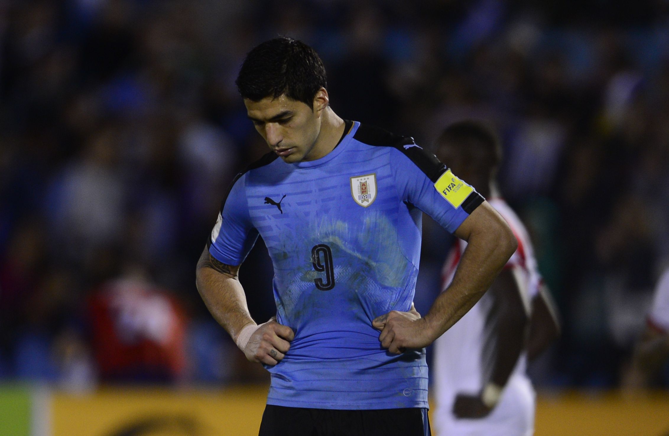 Así vivió Suárez su regreso al Centenario. Foto: Gerardo Pérez