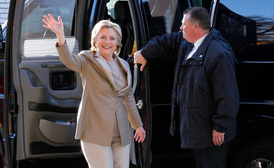 El voto de Hillary Clinton. Foto: AFP.