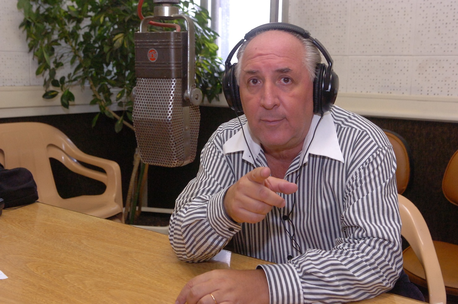 El eterno femenino de una imaginativa pintora