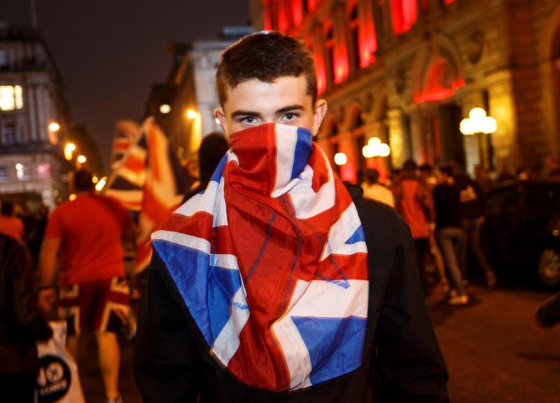 El eterno femenino de una imaginativa pintora