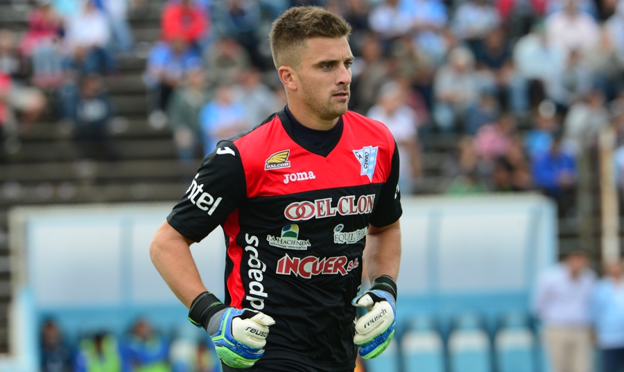 El eterno femenino de una imaginativa pintora