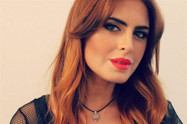 El eterno femenino de una imaginativa pintora