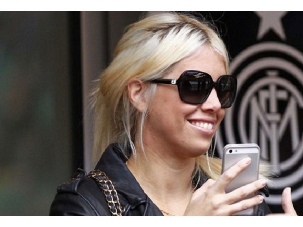 El eterno femenino de una imaginativa pintora