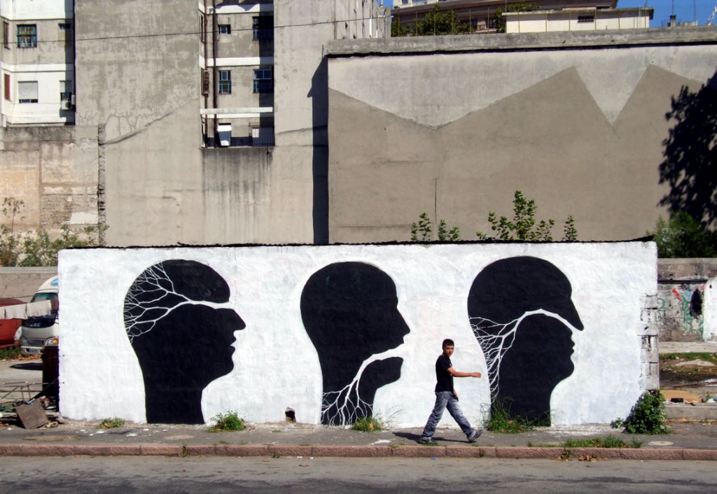 El eterno femenino de una imaginativa pintora