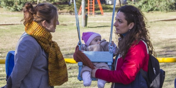 El eterno femenino de una imaginativa pintora