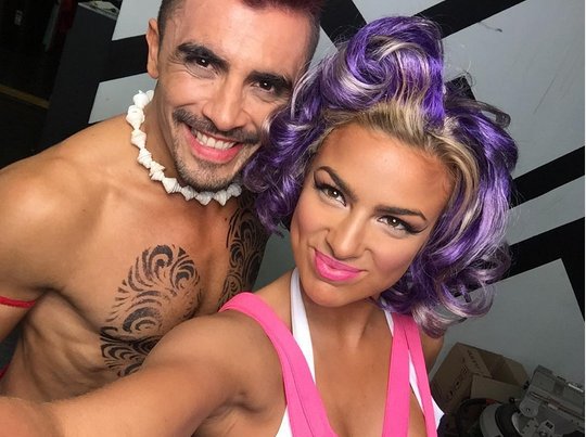 El eterno femenino de una imaginativa pintora