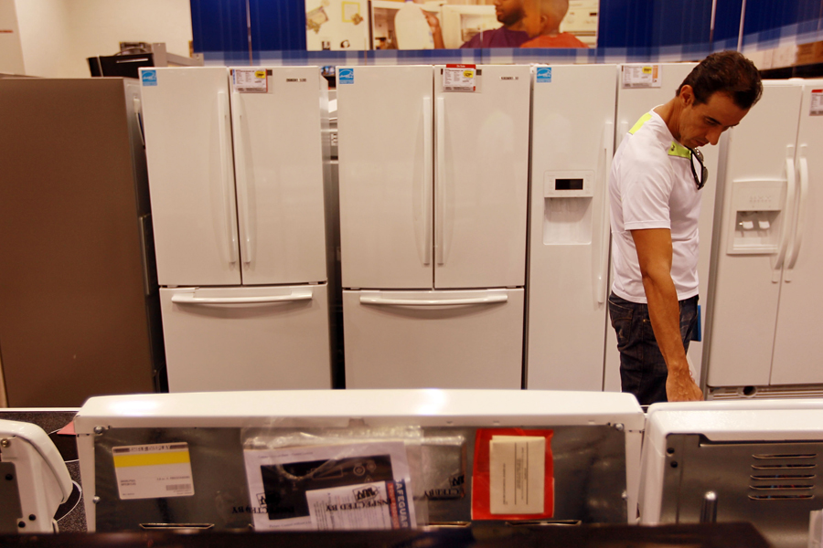 El eterno femenino de una imaginativa pintora