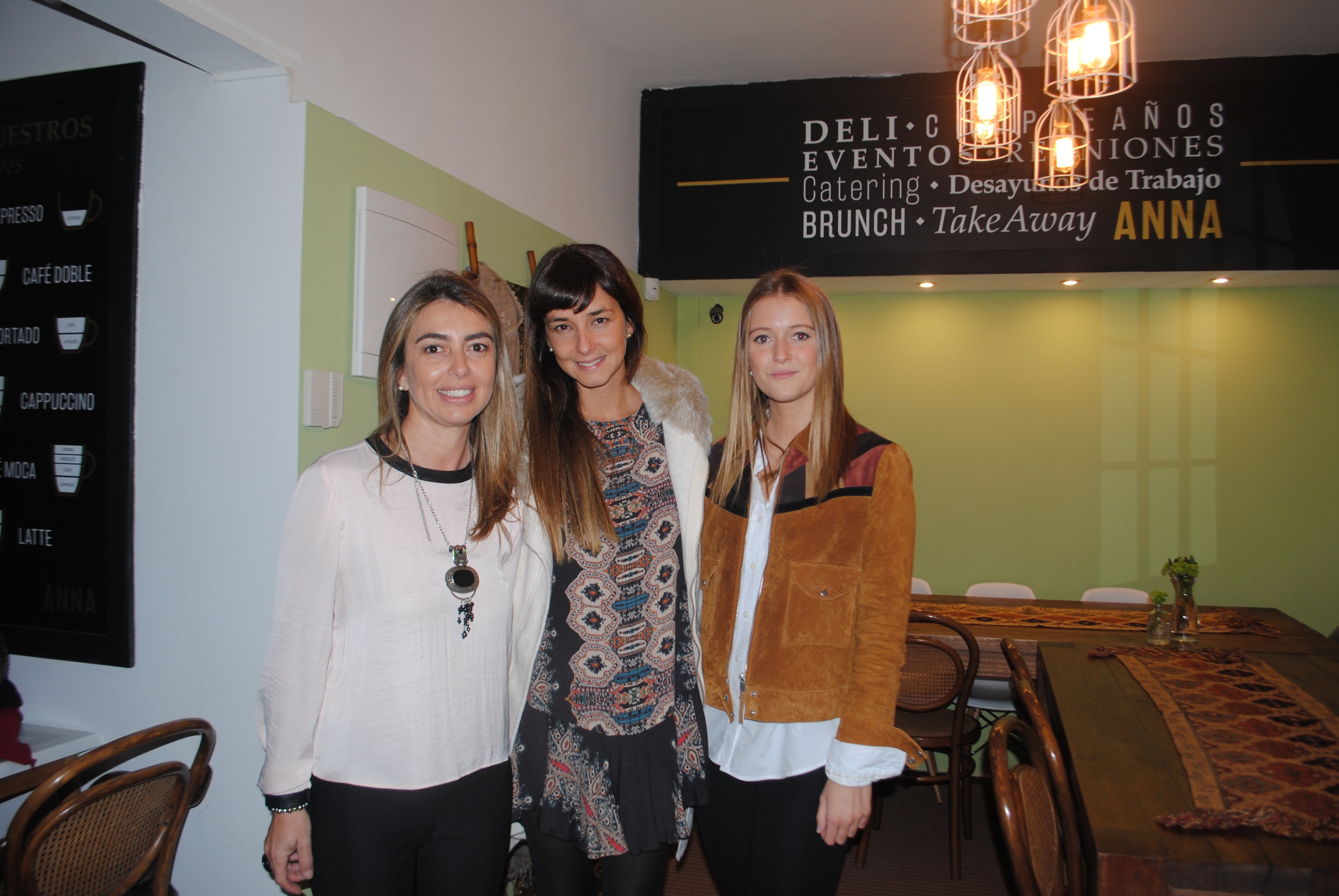 Tati Paz, Mariana Weissman, Carolina Vilaró.