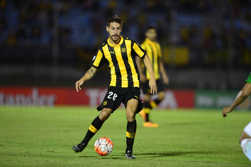 El eterno femenino de una imaginativa pintora