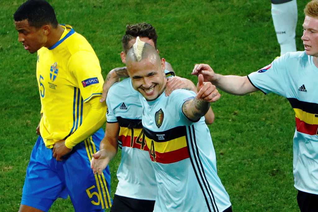 El eterno femenino de una imaginativa pintora