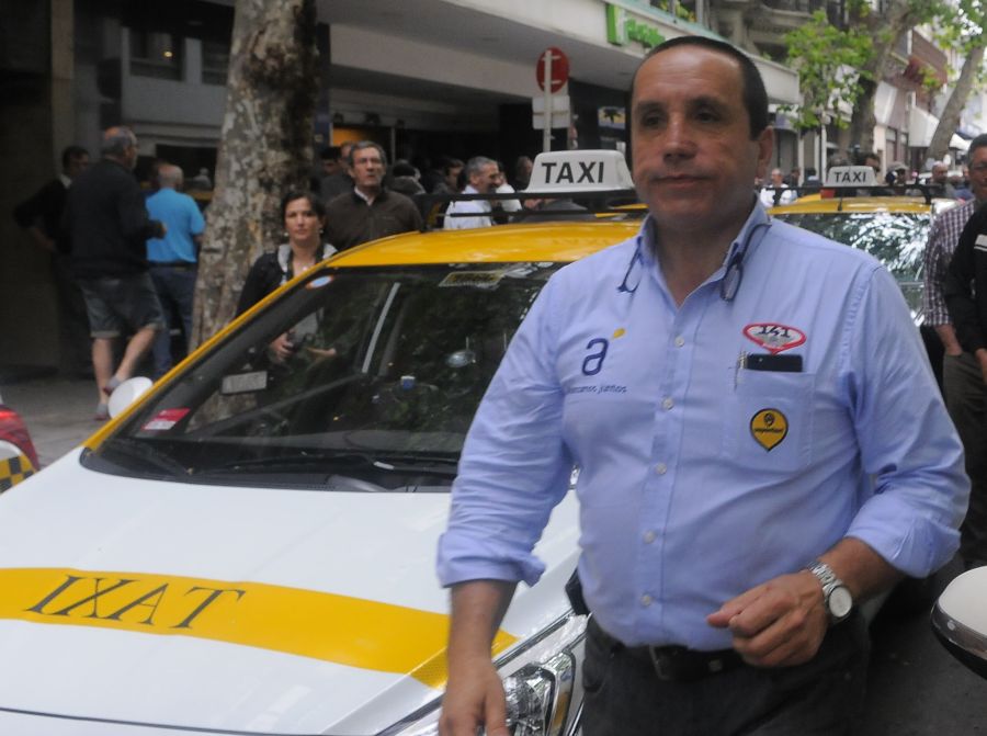 El eterno femenino de una imaginativa pintora