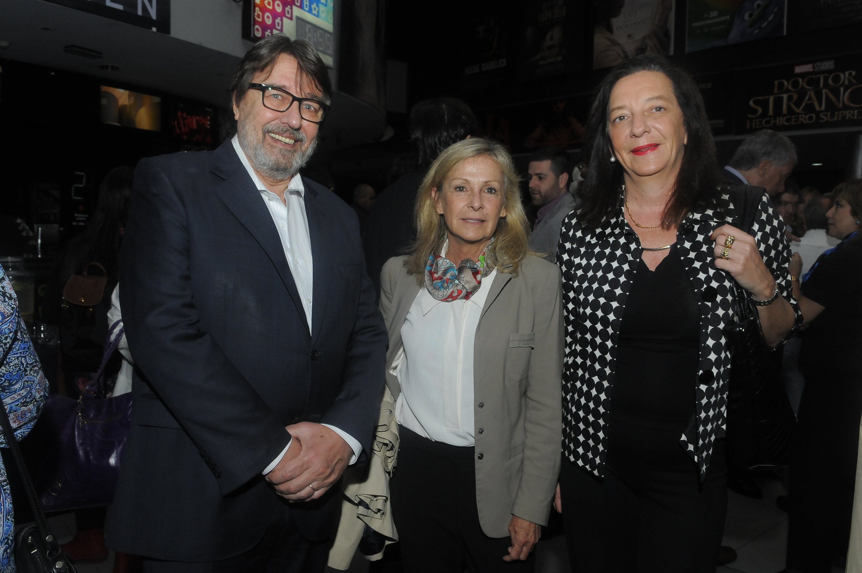 Emir Cámara, Magdalena Scheck, Patricia Lussich.
