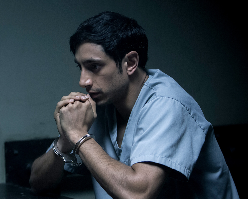 El eterno femenino de una imaginativa pintora