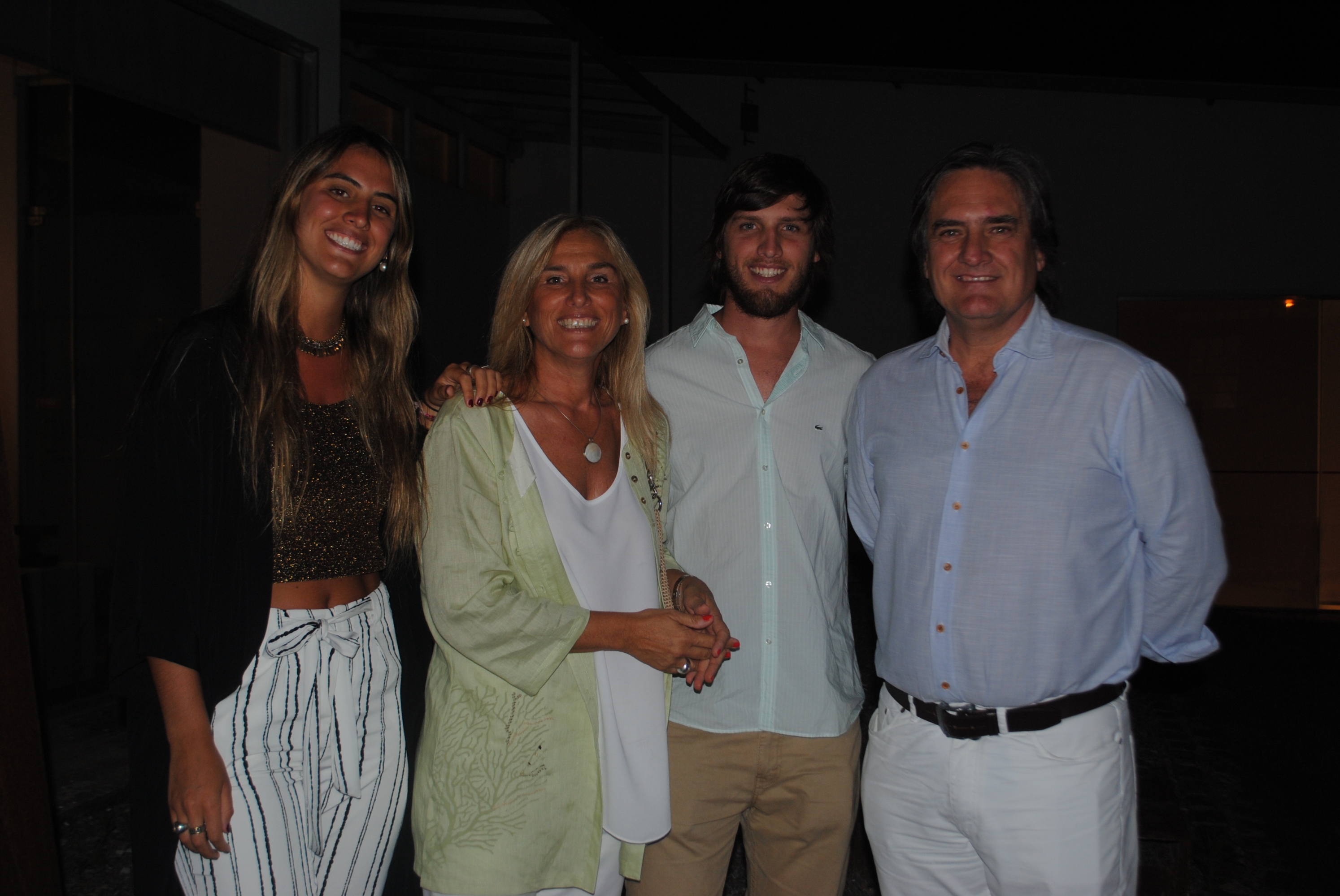 Romina, Mariela, Franco y Marcelo Cativelli.