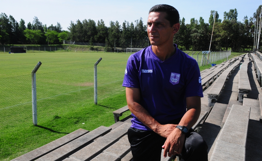 El eterno femenino de una imaginativa pintora