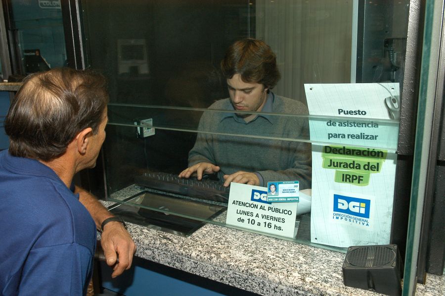 El eterno femenino de una imaginativa pintora