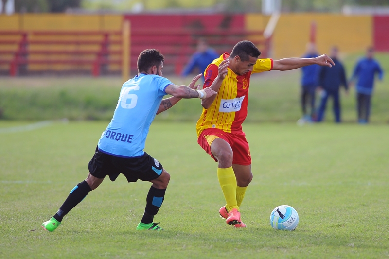 El eterno femenino de una imaginativa pintora