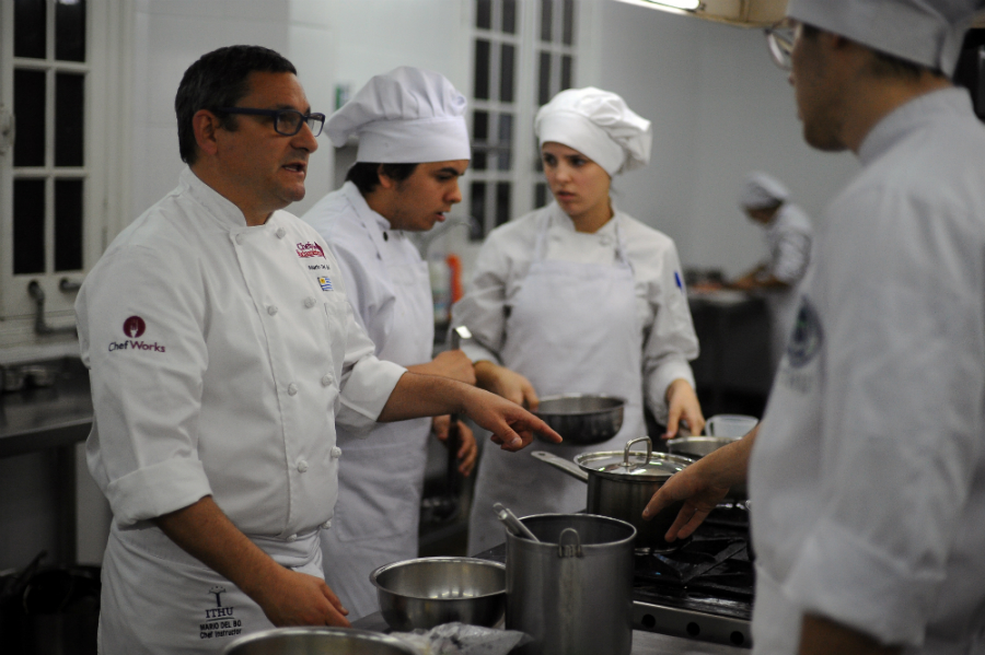 Mario Del Bó, chef, docente y vicepresidente de la Asociación Gastronómica del Uruguay. Foto: Fernando Ponzetto