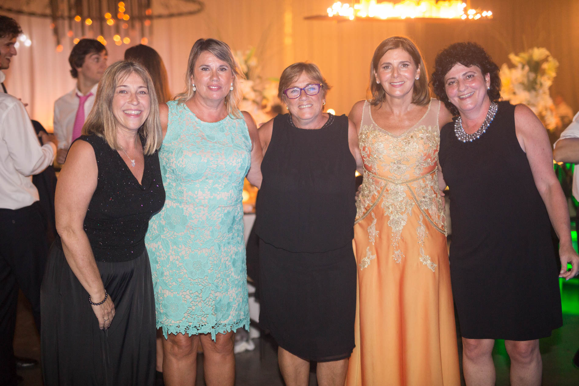 Ana Prego, Verónica Soto, Moina Jack, Mercedes Batlle, Carla Di Donna. Foto: Rosasco & Zalduondo.