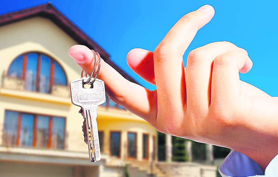 El eterno femenino de una imaginativa pintora