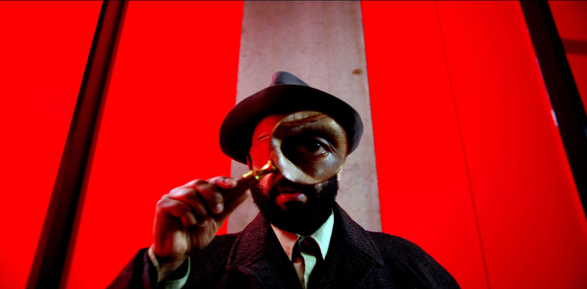 El eterno femenino de una imaginativa pintora