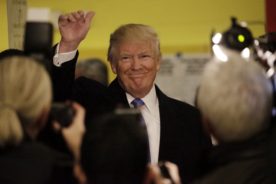 El eterno femenino de una imaginativa pintora